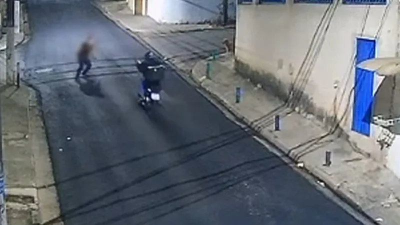 Homem é baleado após ser vítima de roubo de aliança em Osasco (SP)